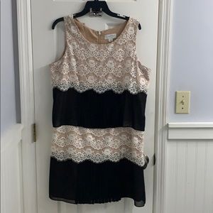 Jessica Simpson black and white dress